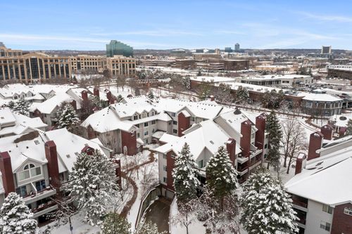apt-3308-7500 Edinborough Way, Edina, MN, 55435-5613 | Card Image