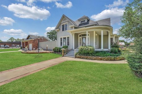 236 W Polk St, Mangum, OK, 73554-2838 | Card Image