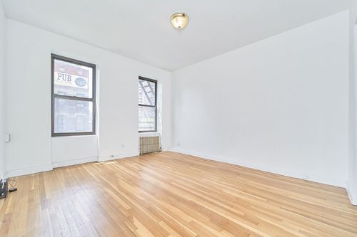 4a-353 W 44th St, New York, NY, 10036-5418 | Card Image