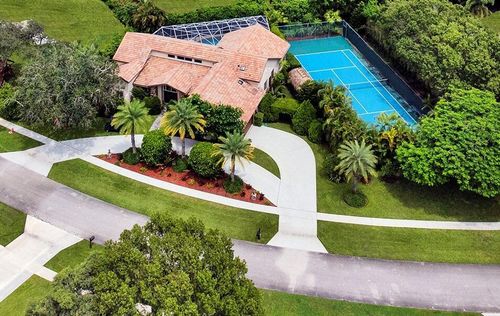 15835 Meadow Wood Dr, Wellington, FL, 33414-9025 | Card Image