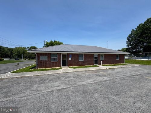 260 A School St, Romney, WV, 26757-1524 | Card Image