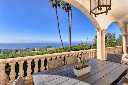 7304 Encelia Dr, La Jolla, CA, 92037-5728 | Card Image