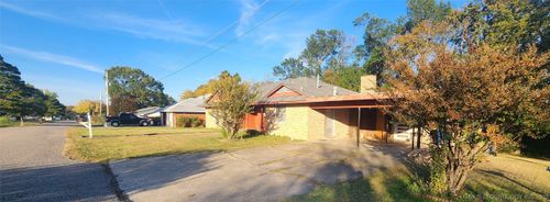 1672 S Velma Ave, Atoka, OK, 74525-3244 | Card Image
