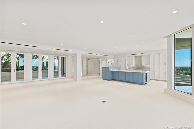 APT-140 - 2920 Dune Dr, Condo with 3 bedrooms, 3 bathrooms and 2 parking in Stuart FL | Image 37