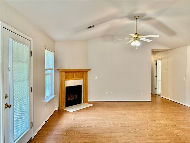 15 Pennine Ln, House other with 3 bedrooms, 2 bathrooms and null parking in Bella Vista AR | Image 4