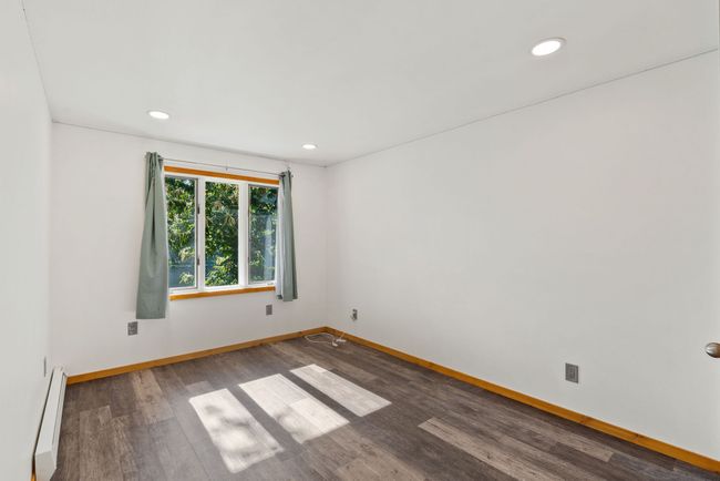Bedroom #4 | Image 31