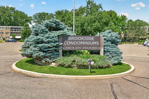 209-4360 Brookside Ct, Edina, MN, 55436-1458 | Card Image
