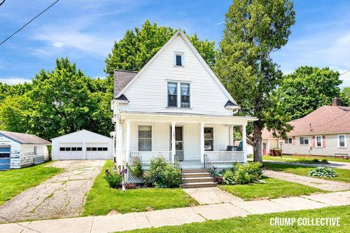 197 Main St, Kent City, MI, 49330-8938 | Card Image