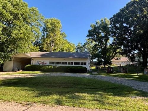 414 Miami St, Burlington, KS, 66839-1522 | Card Image
