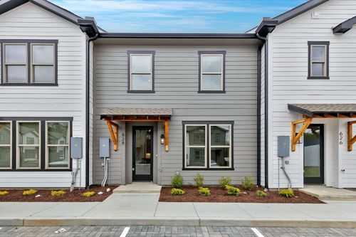 628 Wallace Ct, Nashville, TN, 37211-4987 | Card Image