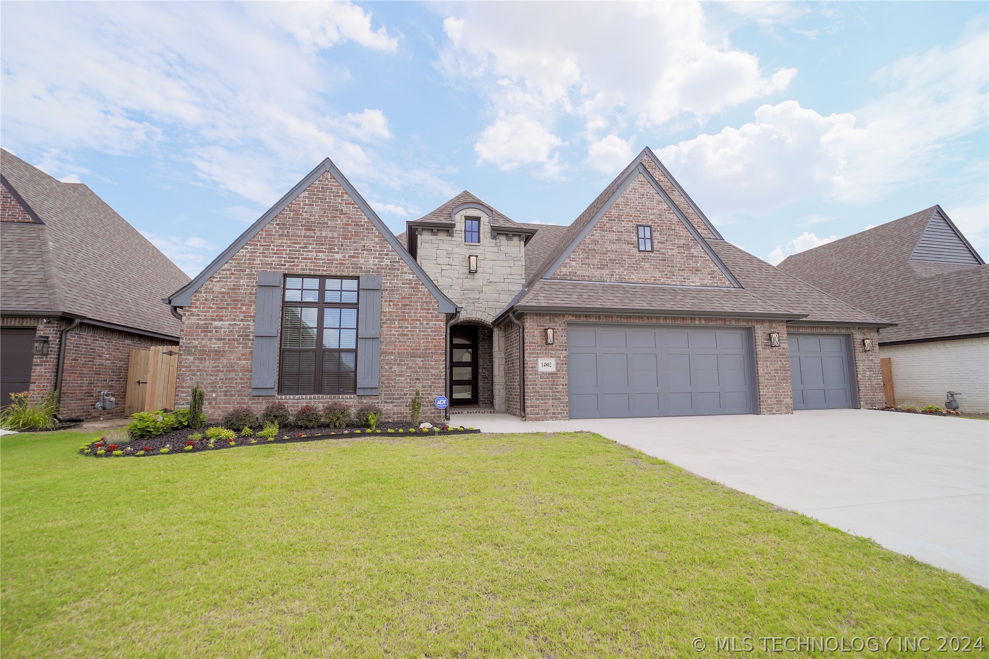 77th Pl, Owasso, OK 74055
