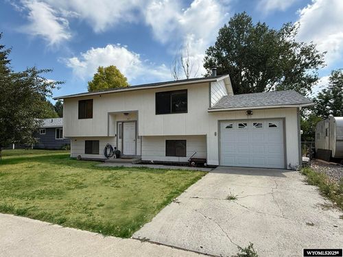 417 Peak Dr, Riverton, WY, 82501-4010 | Card Image