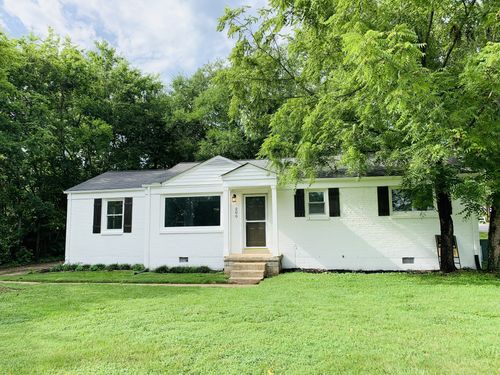 200 Walnut Dr, Franklin, TN, 37064-2338 | Card Image