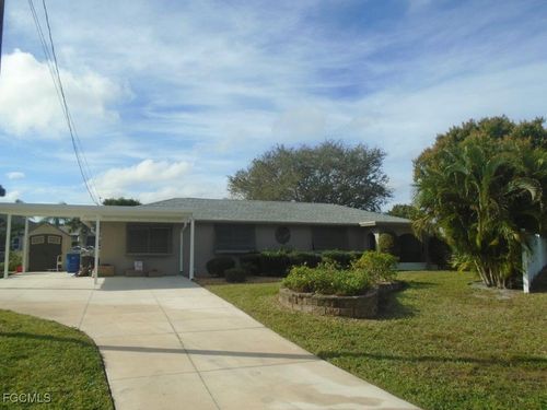 991 April Ln, NORTH FORT MYERS, FL, 33903-5206 | Card Image