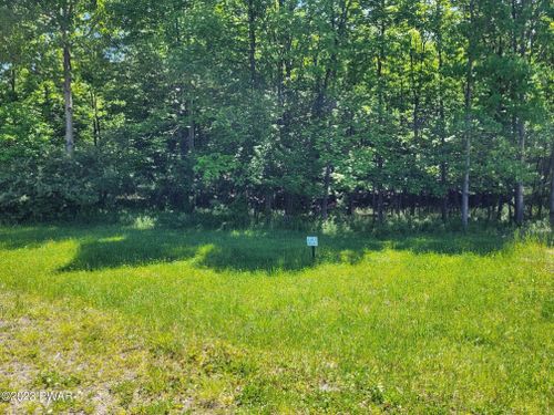 104 Cherry View Ct, Honesdale, PA, 18431 | Card Image
