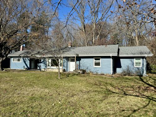 387 E Glenlord Rd, Saint Joseph, MI, 49085-9357 | Card Image