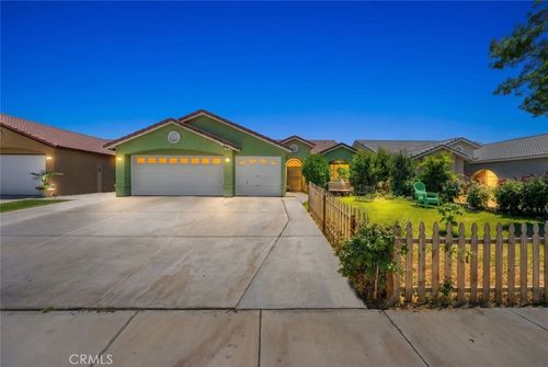 2901 Flint Hills Dr, Bakersfield, CA, 93313-5706 | Card Image