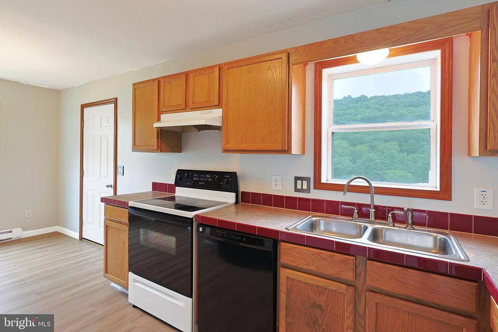 Residential in LONACONING 2
