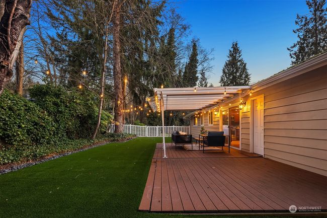 828 2 Nd Ave, House other with 3 bedrooms, 2 bathrooms and 1 parking in Kirkland WA | Image 30