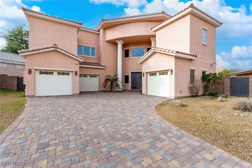 3789 Gershon Ct, Las Vegas, NV, 89121-4173 | Card Image