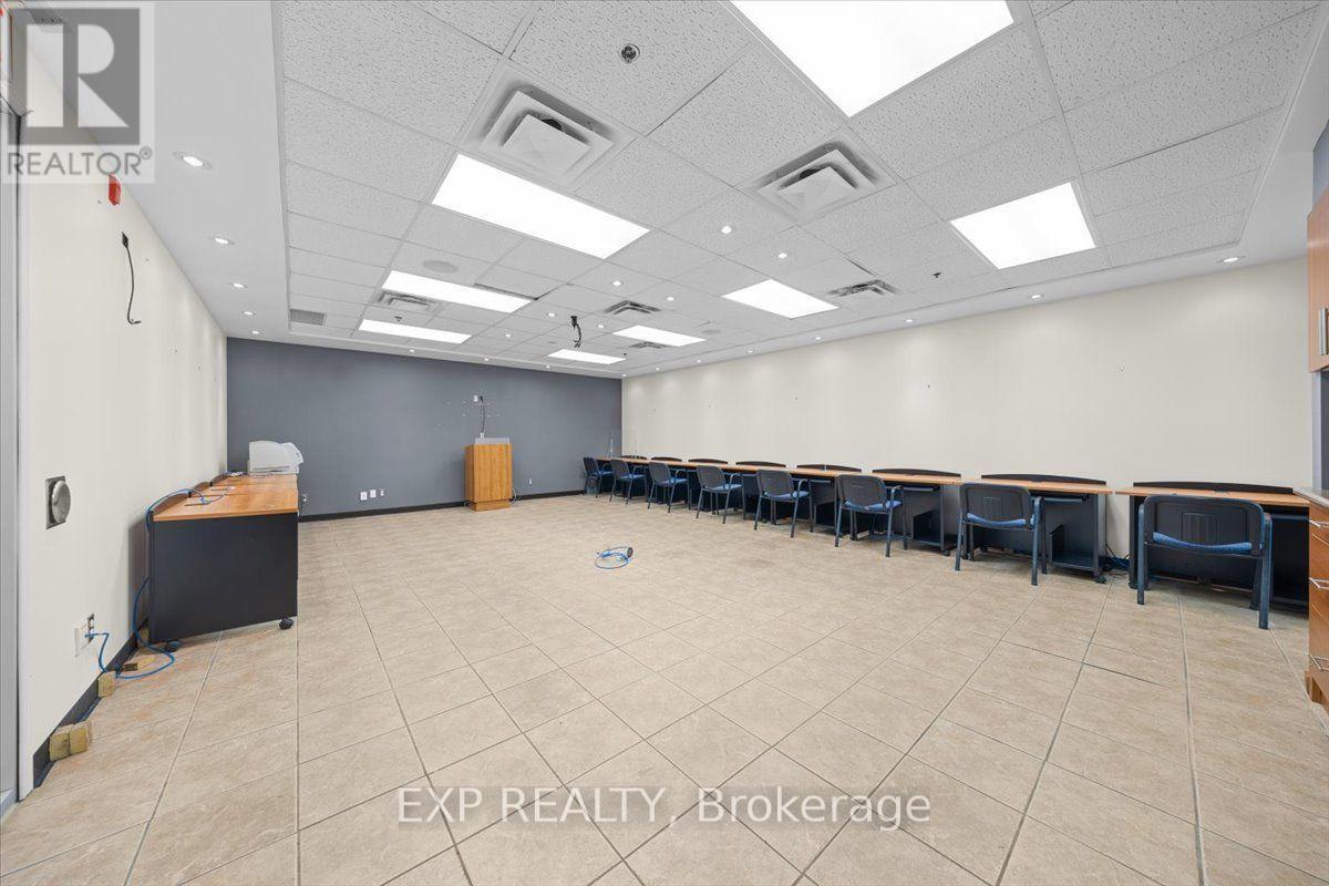 Commercial Lease in Perth 3