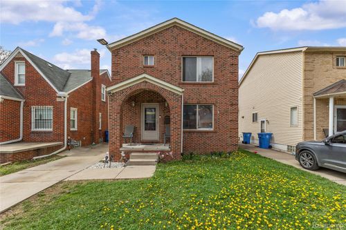 6795 Heyden St, Dearborn Heights, MI, 48127-2663 | Card Image