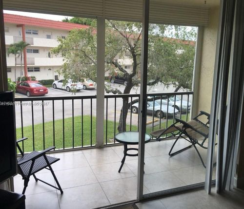 apt-202-311 S Hollybrook Dr, Pembroke Pines, FL, 33025-1204 | Card Image