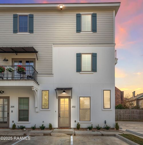 202 Steiner Rd, Lafayette, LA, 70508-6004 | Card Image