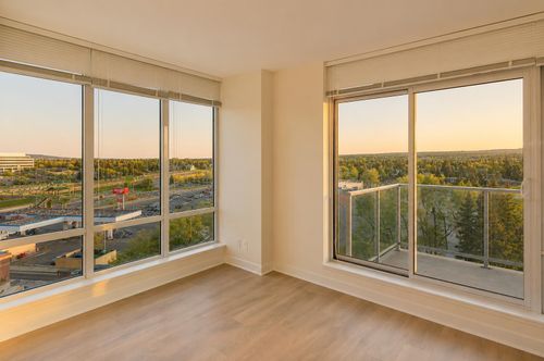713-30 Brentwood Common Nw, Calgary, AB, T2L2L8 | Card Image