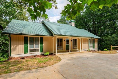 39 Schwarzwald Strasse, Helen, GA, 30545-2911 | Card Image