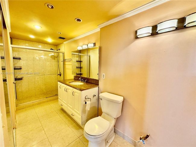 APT-506 - 4330 Hillcrest Dr, Condo with 1 bedrooms, 2 bathrooms and null parking in Hollywood FL | Image 19
