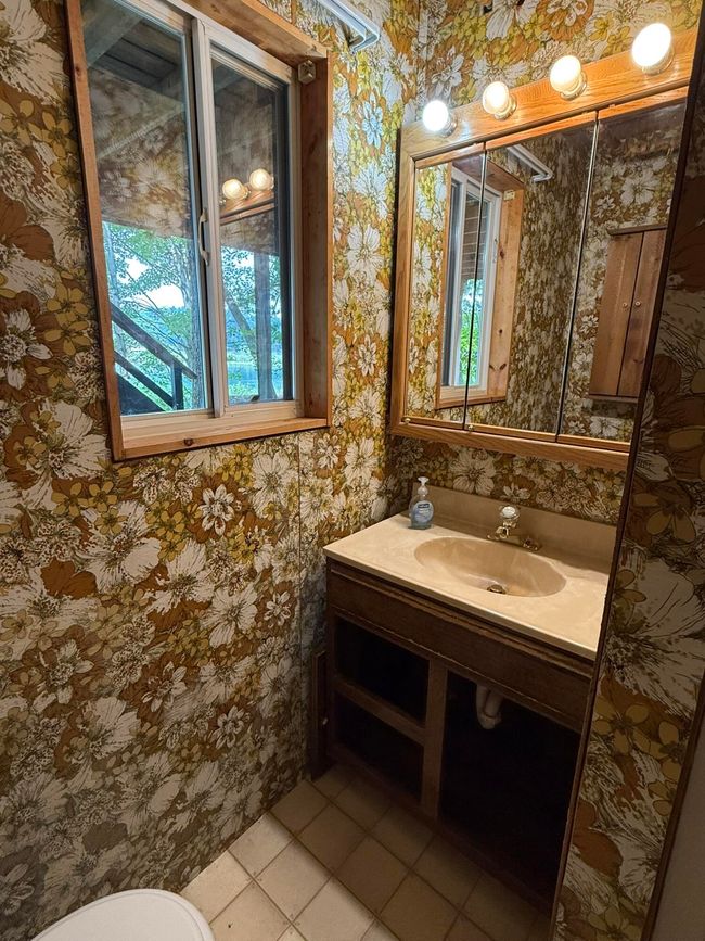 5696 Ridge (22) | Image 35