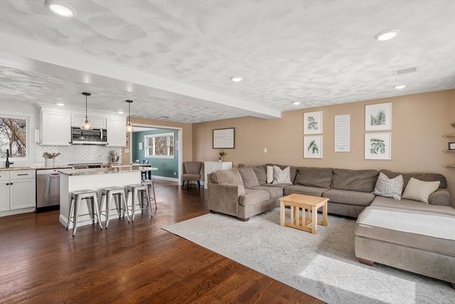 29 Putnam St, House other with 5 bedrooms, 2 bathrooms and 4 parking in Peabody MA | Image 6