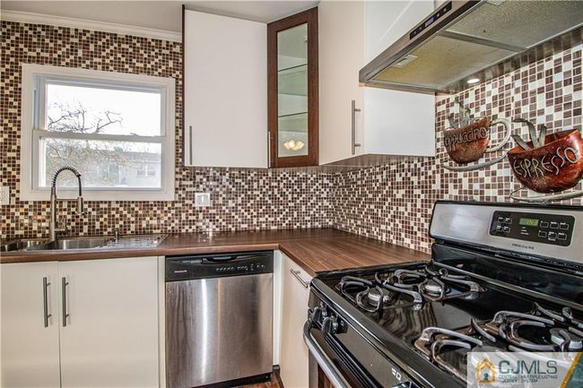 APT-11 - 400 Cranbury Rd, Townhouse with 1 bedrooms, 1 bathrooms and null parking in East Brunswick NJ | Image 4