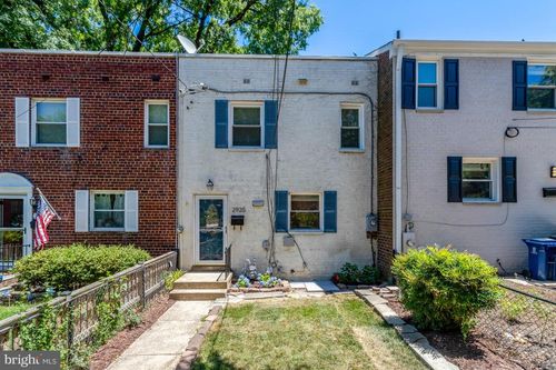 2935 Landover St, ALEXANDRIA, VA, 22305-1902 | Card Image