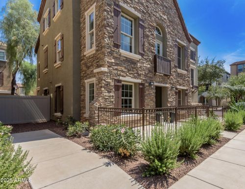 2636 S Bahama Dr, Gilbert, AZ, 85295-6004 | Card Image