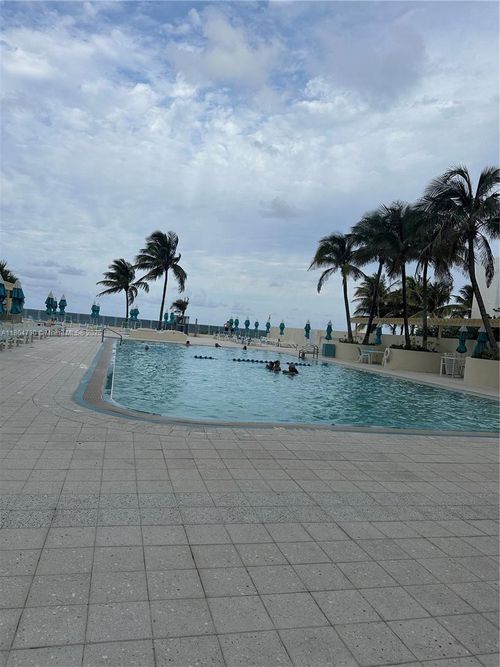 1228-2501 S Ocean Dr, Hollywood, FL, 33019-2658 | Card Image