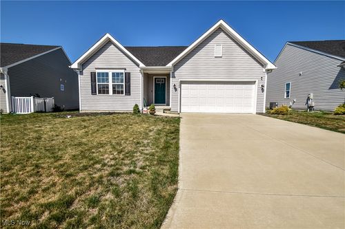 2088 Canterbury Dr, Willoughby, OH, 44094-7119 | Card Image