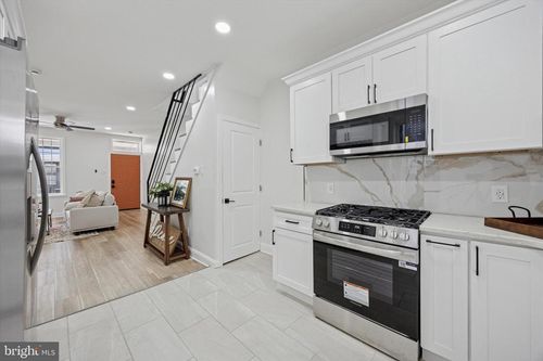 1526 N Hollywood St, PHILADELPHIA, PA, 19121-3632 | Card Image