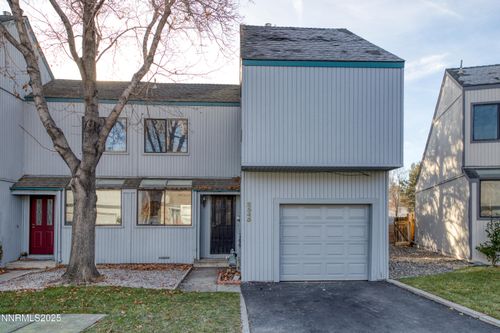 2545 Garfield Dr, Sparks, NV, 89431-2795 | Card Image