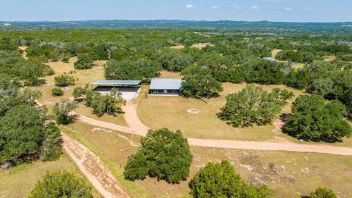 713 Ranch Road 1320, Johnson City, TX, 78636-4530 | Card Image