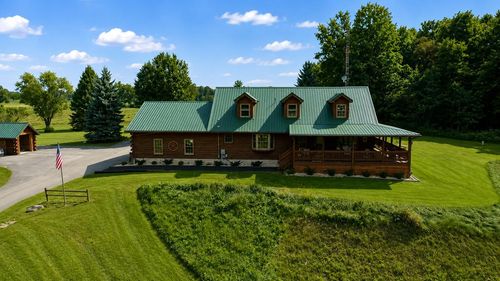6833 German Rd, Crestline, OH, 44827-9400 | Card Image