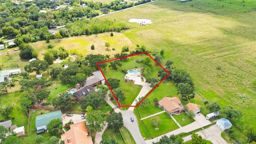 4003 Country Trails St, Alvin, TX, 77511-9164 | Card Image