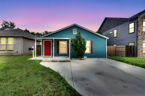 2013 Birdell St, Fort Worth, TX, 76105-2916 | Card Image