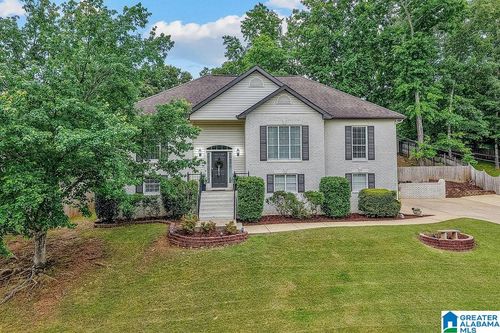 543 Fieldstone Dr, HELENA, AL, 35080-3525 | Card Image
