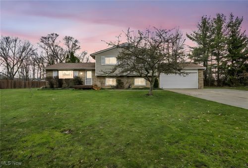 248 N Oakmont Dr, Northfield, OH, 44067-2715 | Card Image
