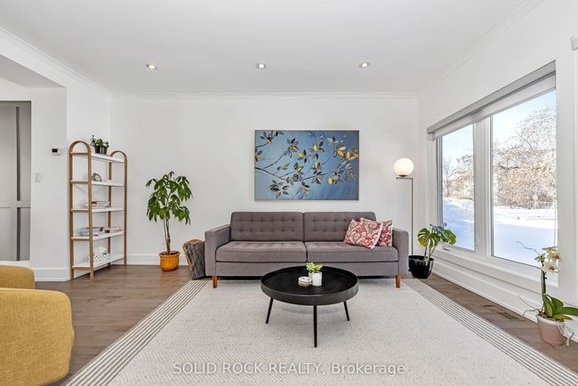 292 Currell Ave, House other with 3 bedrooms, 3 bathrooms and 2 parking in Ottawa ON | Image 4