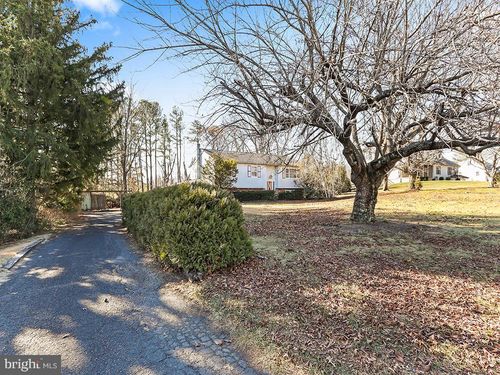 3274 Hillside Dr, CHALFONT, PA, 18914-3406 | Card Image