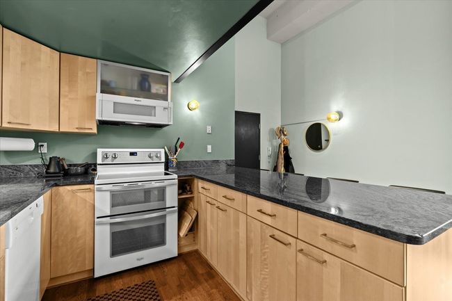 APT-1300 - 4221 Cass Ave, Condo with 2 bedrooms, 1 bathrooms and null parking in Detroit MI | Image 7