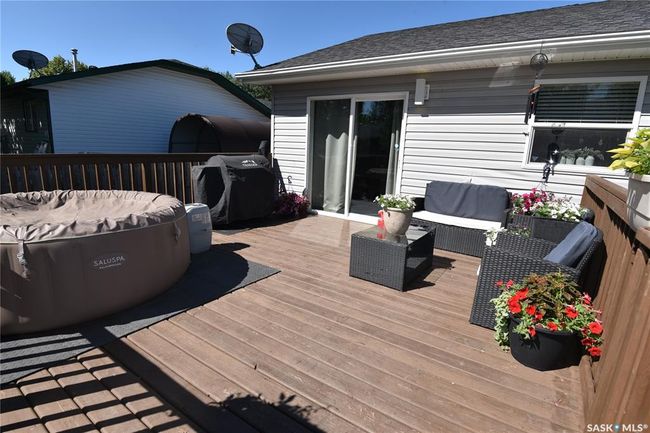 113 6 Th St E, House other with 5 bedrooms, 2 bathrooms and 4 parking in Nipawin SK | Image 42